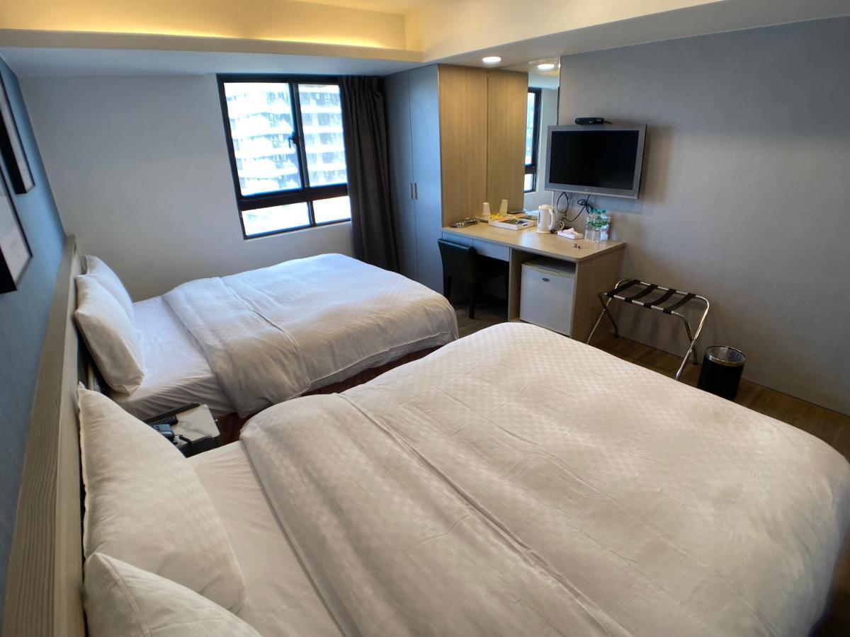 Bonjour Hotel Тайчжун Экстерьер фото