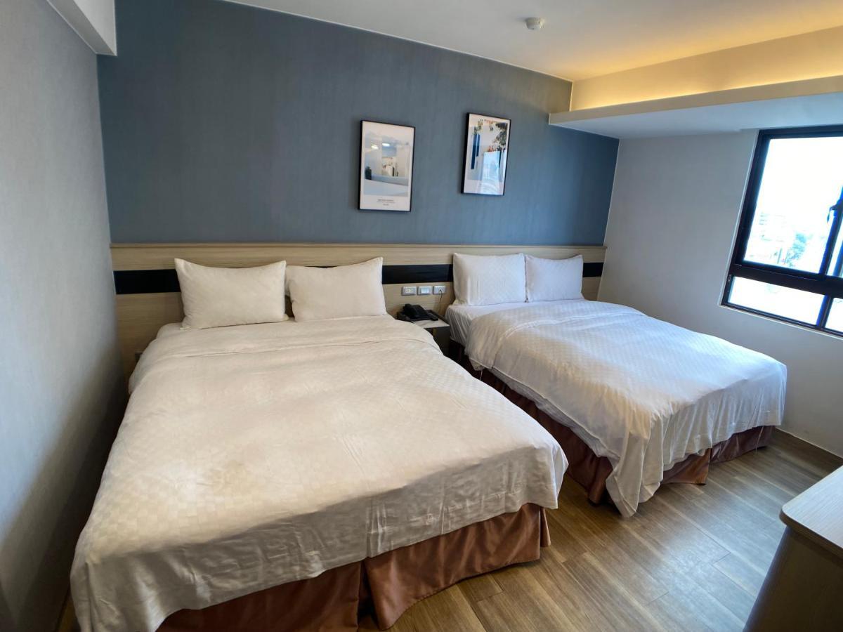 Bonjour Hotel Тайчжун Экстерьер фото