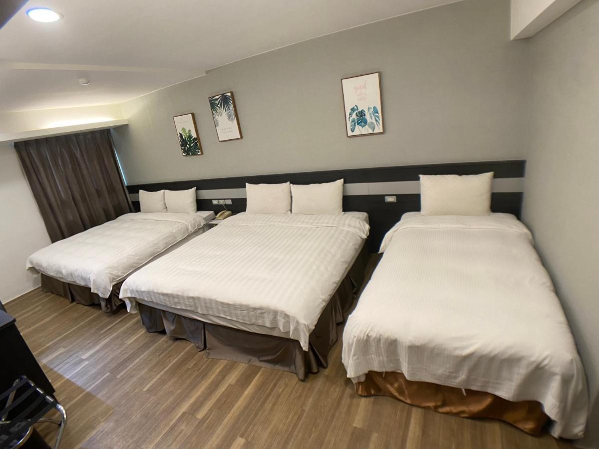 Bonjour Hotel Тайчжун Экстерьер фото