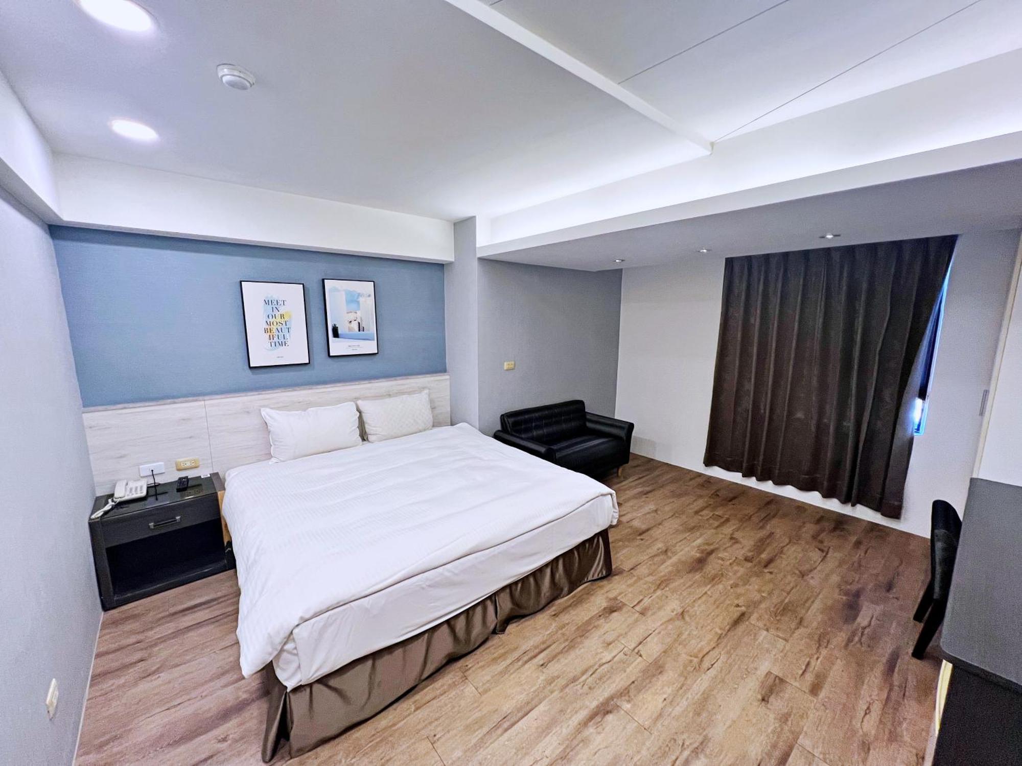 Bonjour Hotel Тайчжун Экстерьер фото